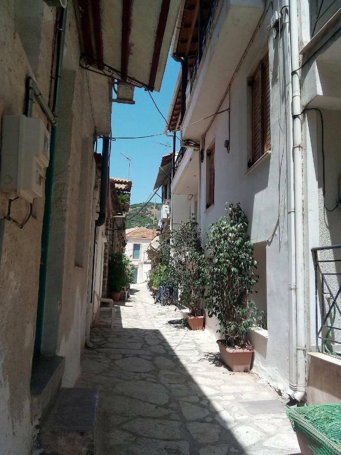 Nafpaktos Old Town Leilighet Eksteriør bilde